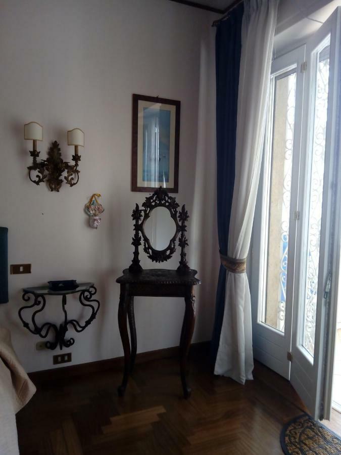 Paolino's Balcony Appartement